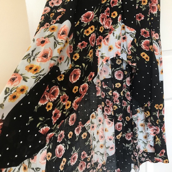 TAKARA Floral Black High & Low Dress medium size - Picture 5 of 8